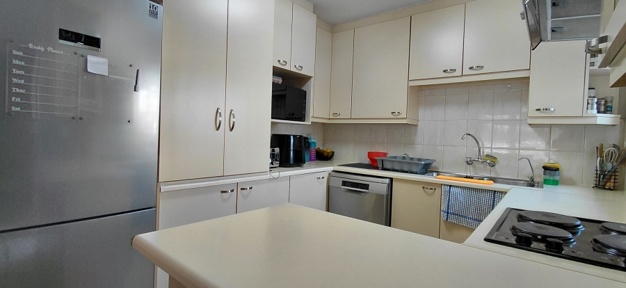 2 Bedroom Property for Sale in Beyers Park Gauteng