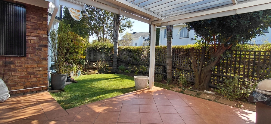 2 Bedroom Property for Sale in Beyers Park Gauteng