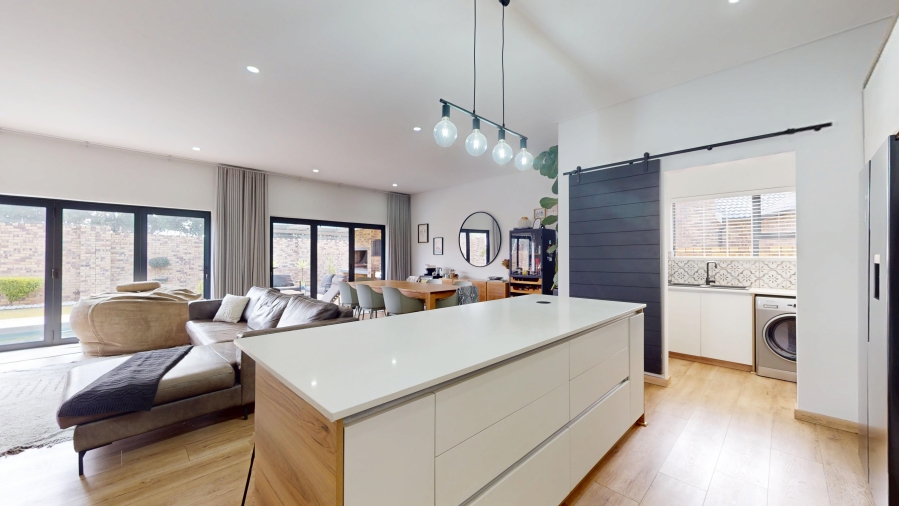 4 Bedroom Property for Sale in Dayanglen Gauteng