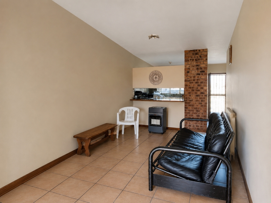 2 Bedroom Property for Sale in Pretoria North Gauteng