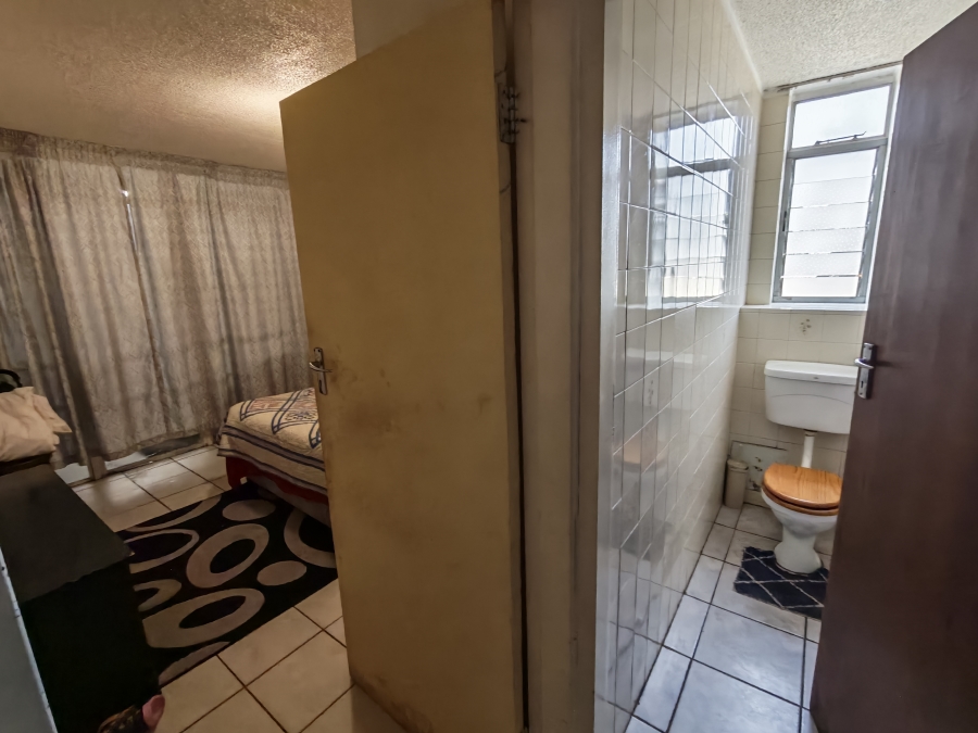 2 Bedroom Property for Sale in Pretoria North Gauteng