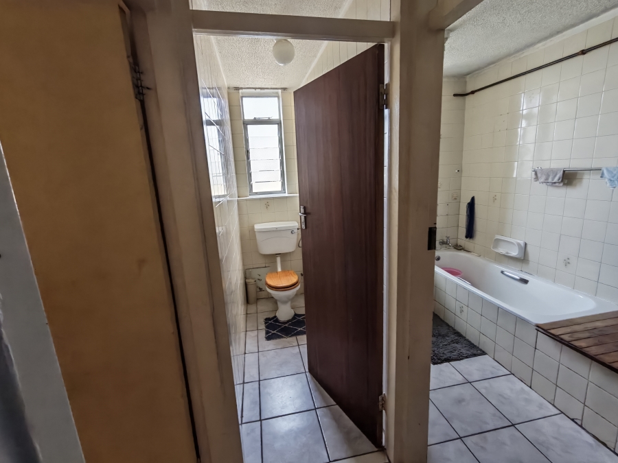 2 Bedroom Property for Sale in Pretoria North Gauteng