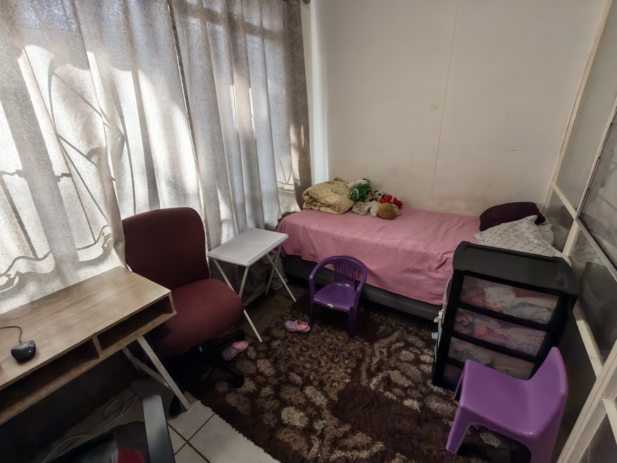2 Bedroom Property for Sale in Pretoria North Gauteng