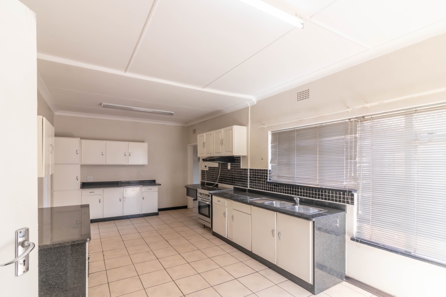 4 Bedroom Property for Sale in Sunnyridge Gauteng