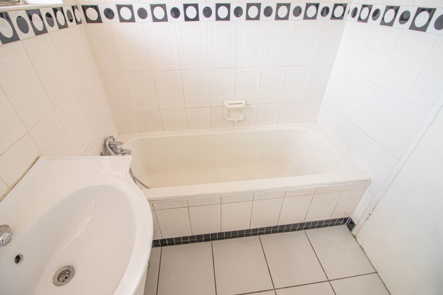 4 Bedroom Property for Sale in Sunnyridge Gauteng