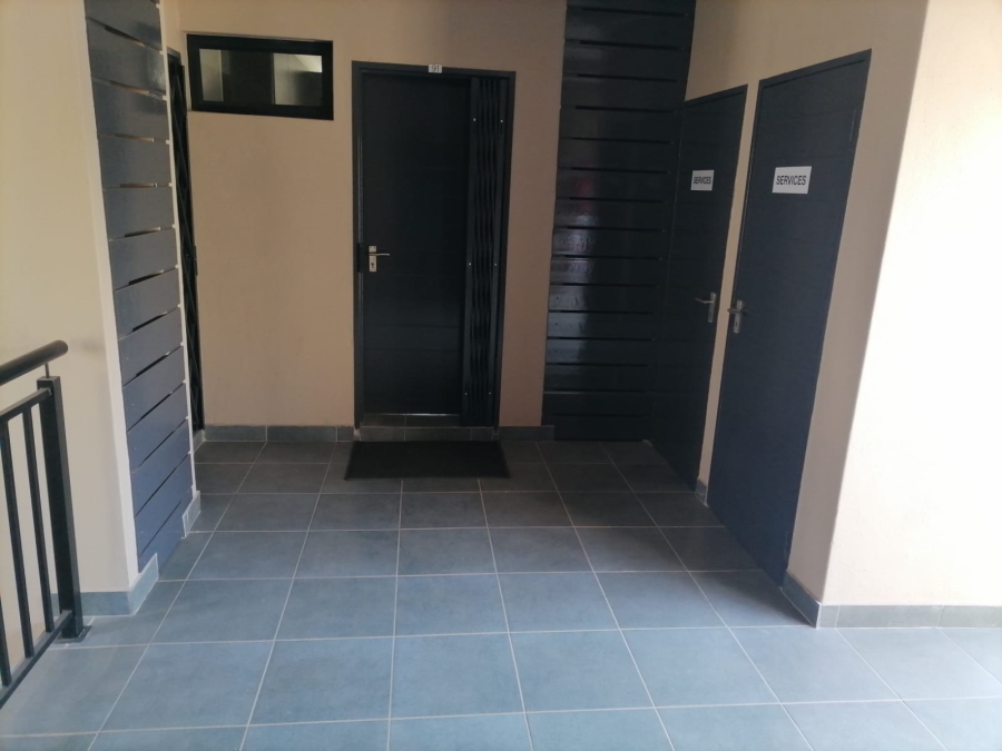 2 Bedroom Property for Sale in Raslouw Gauteng