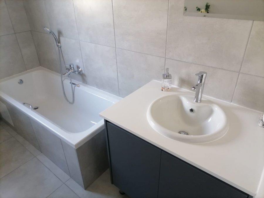 2 Bedroom Property for Sale in Raslouw Gauteng
