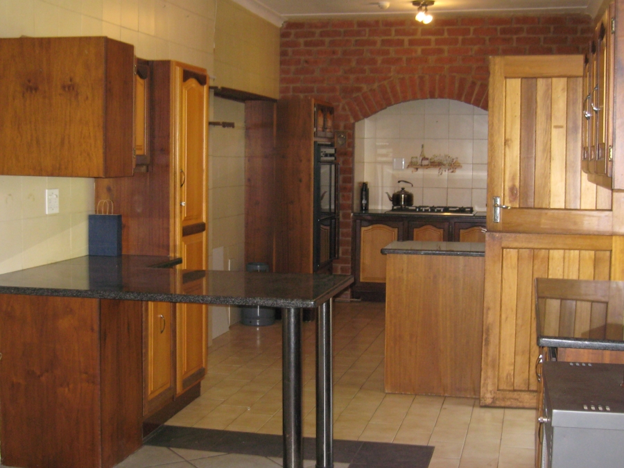 3 Bedroom Property for Sale in Queenswood Gauteng