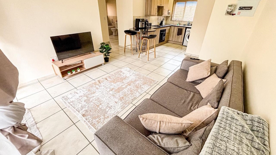 2 Bedroom Property for Sale in South Crest Gauteng