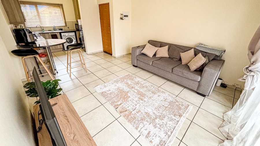 2 Bedroom Property for Sale in South Crest Gauteng