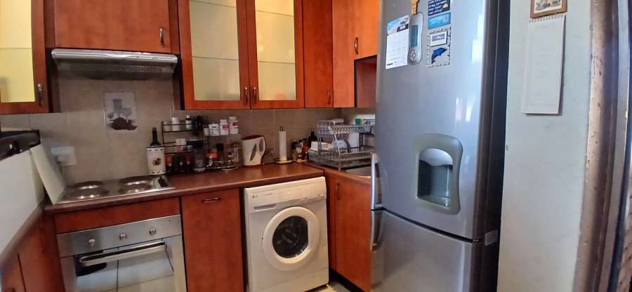 2 Bedroom Property for Sale in New Redruth Gauteng