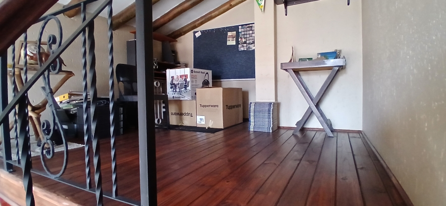 2 Bedroom Property for Sale in New Redruth Gauteng