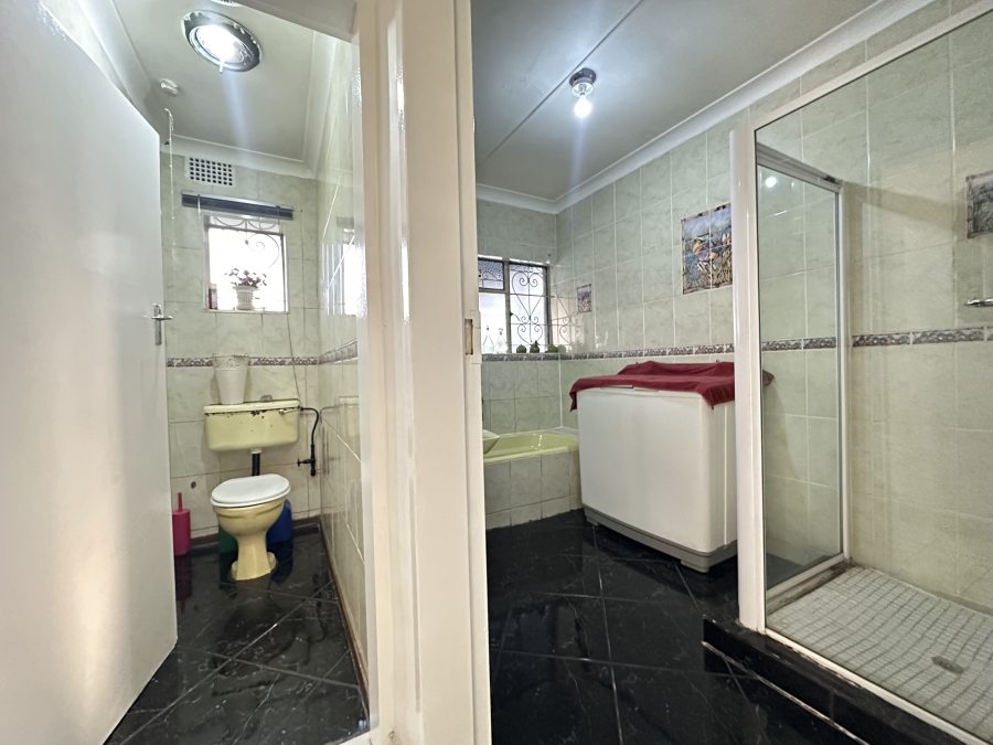 3 Bedroom Property for Sale in Dalpark Gauteng