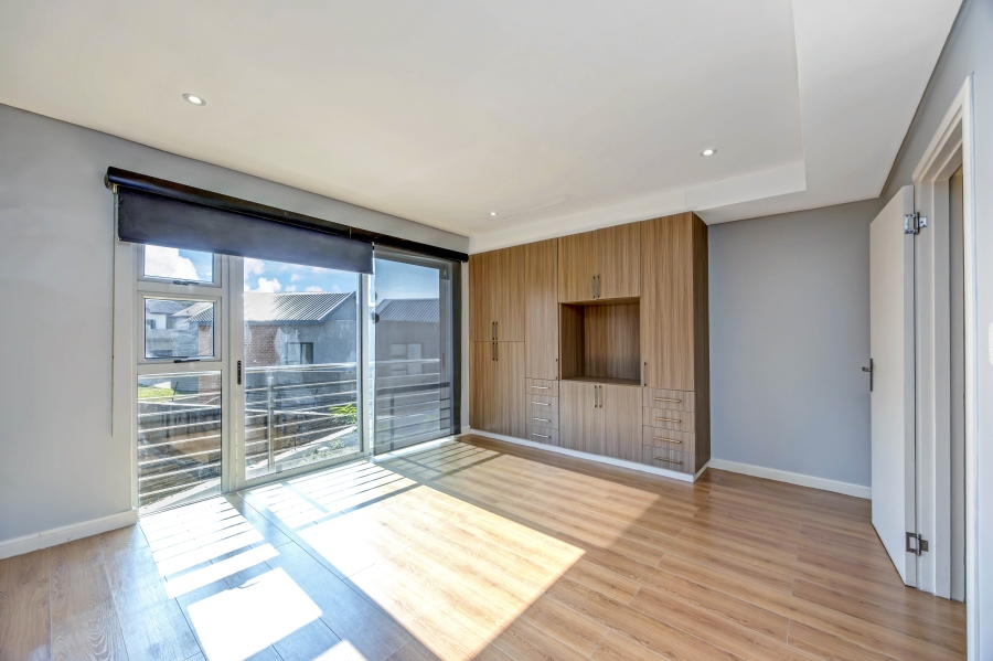 3 Bedroom Property for Sale in Bryanston Gauteng