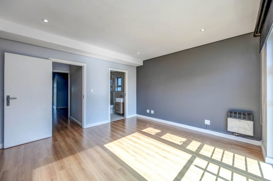 3 Bedroom Property for Sale in Bryanston Gauteng