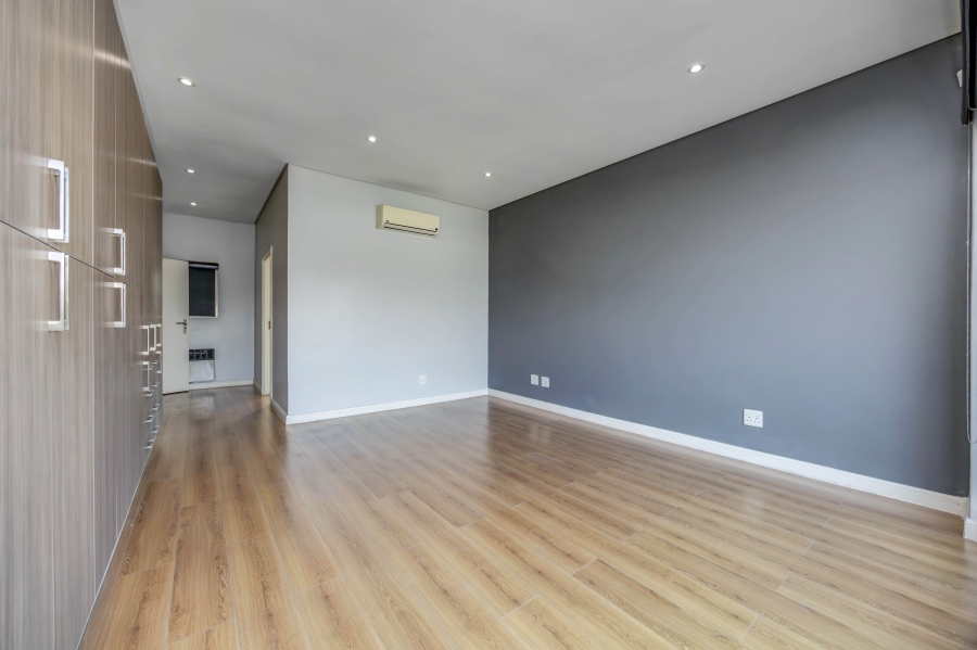 3 Bedroom Property for Sale in Bryanston Gauteng