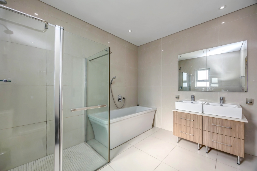 3 Bedroom Property for Sale in Bryanston Gauteng