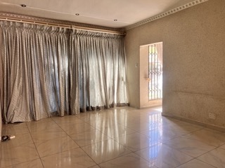 3 Bedroom Property for Sale in Vanderbijlpark SE 6 Gauteng