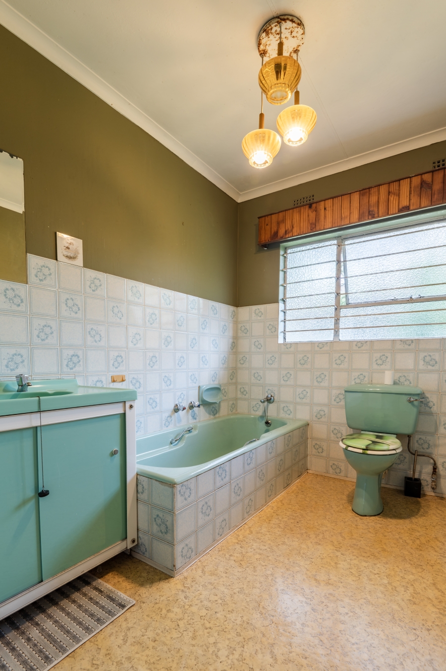 4 Bedroom Property for Sale in Birchleigh North Gauteng