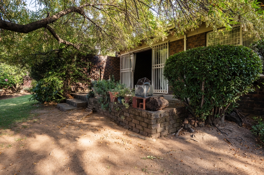 4 Bedroom Property for Sale in Birchleigh North Gauteng