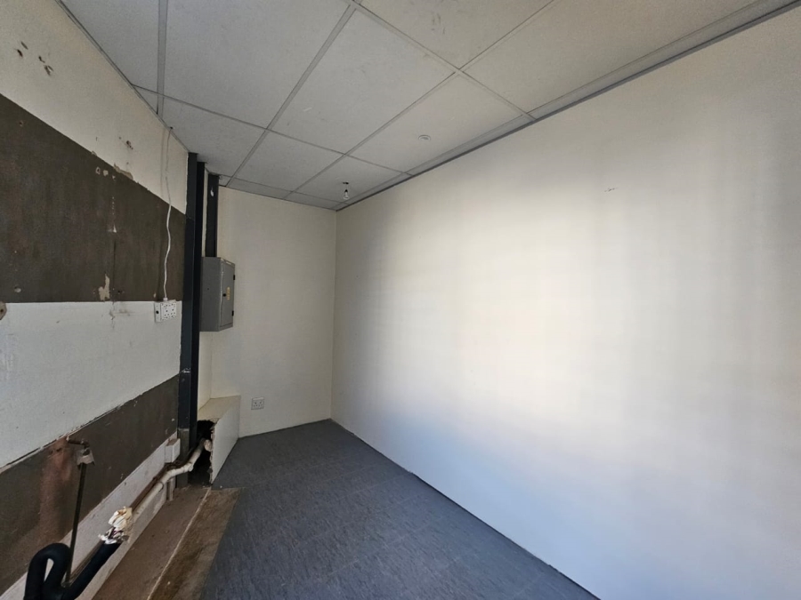 To Let Commercial Property for Rent in Waterkloof Gauteng
