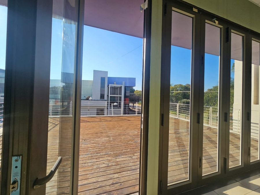 To Let Commercial Property for Rent in Waterkloof Gauteng