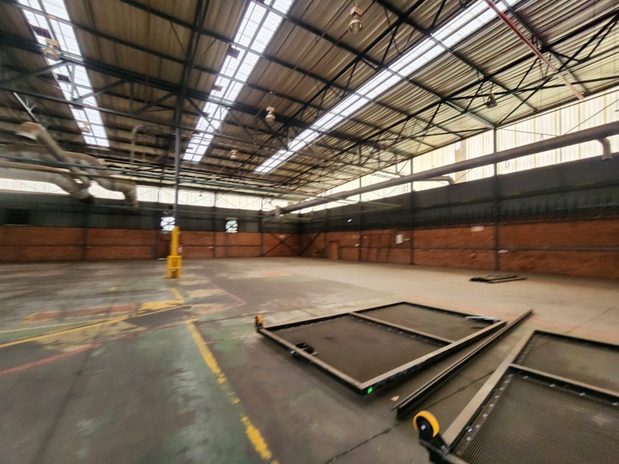 To Let Commercial Property for Rent in Rosslyn Industrial Gauteng