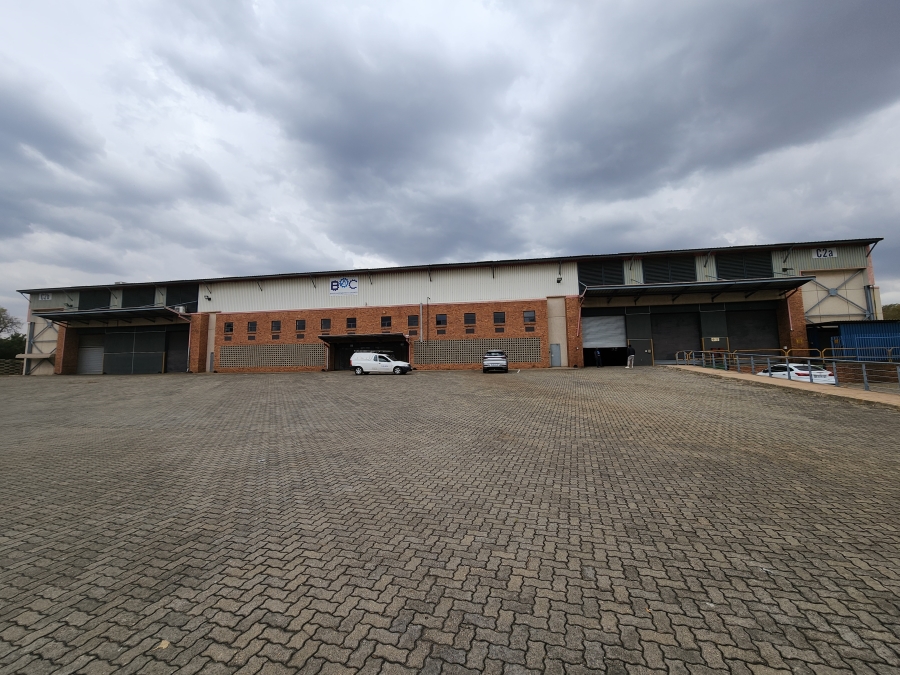 To Let Commercial Property for Rent in Rosslyn Industrial Gauteng