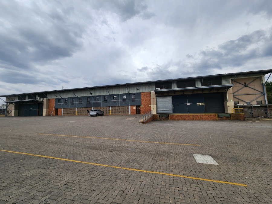 To Let Commercial Property for Rent in Rosslyn Industrial Gauteng