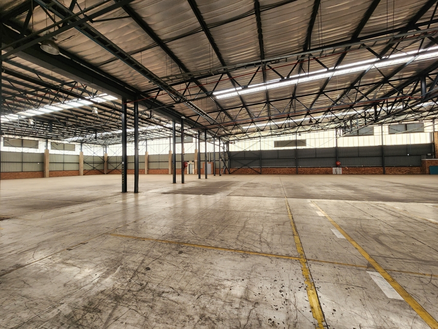 To Let Commercial Property for Rent in Rosslyn Industrial Gauteng