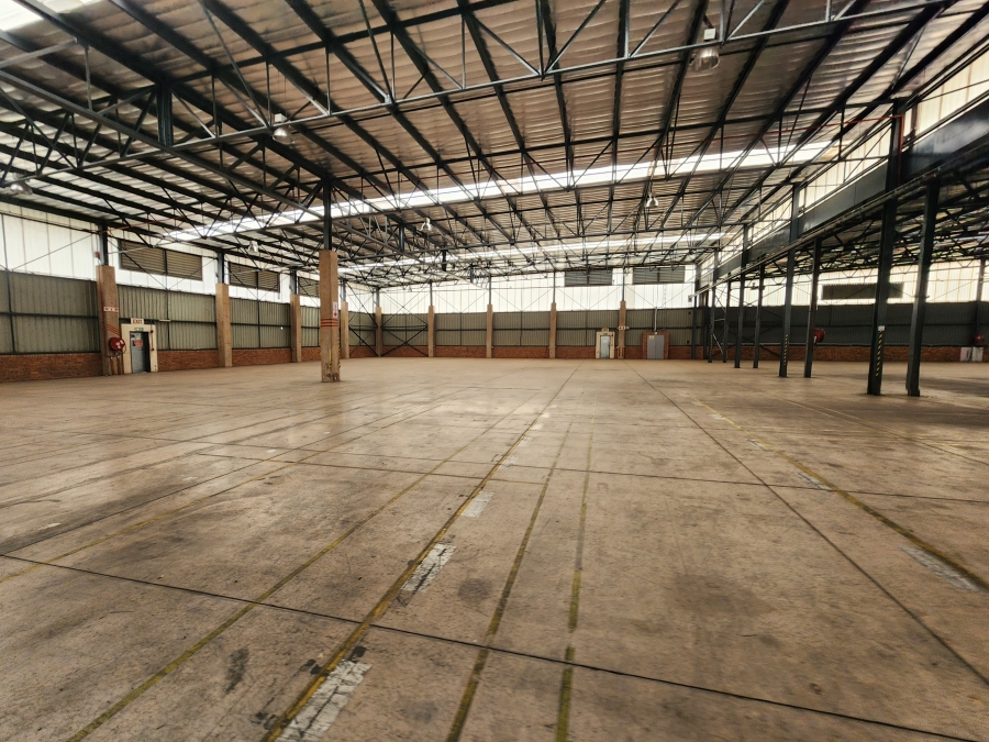 To Let Commercial Property for Rent in Rosslyn Industrial Gauteng
