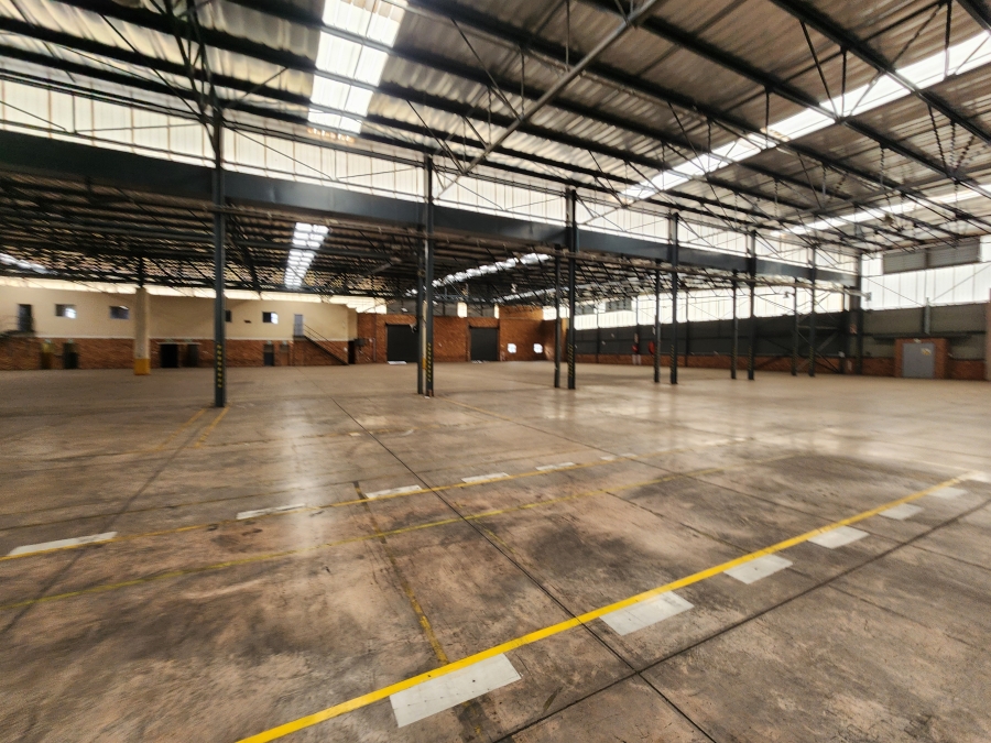 To Let Commercial Property for Rent in Rosslyn Industrial Gauteng