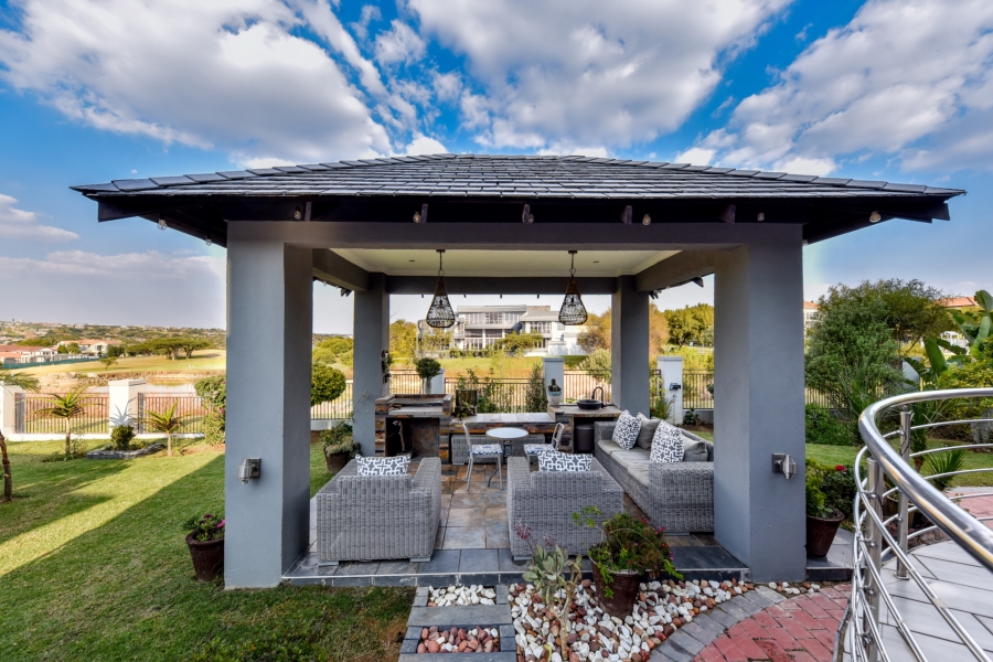 5 Bedroom Property for Sale in Blue Valley Golf Estate Gauteng