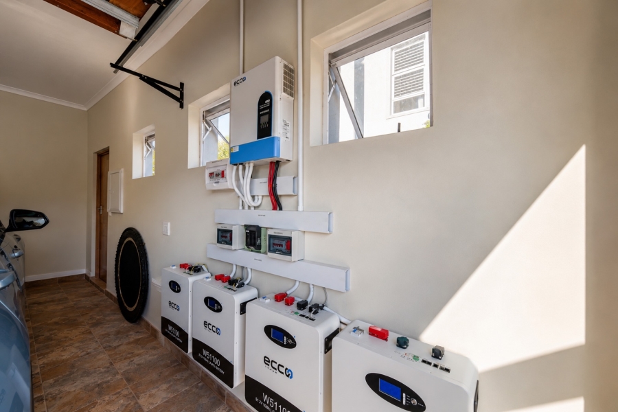 5 Bedroom Property for Sale in Blue Valley Golf Estate Gauteng