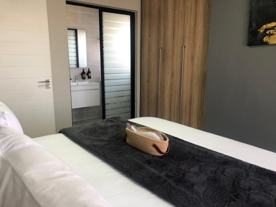 1 Bedroom Property for Sale in Waterfall Gauteng