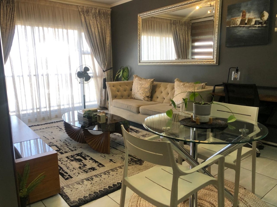 1 Bedroom Property for Sale in Waterfall Gauteng