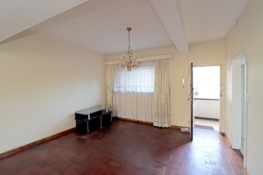 2 Bedroom Property for Sale in Cyrildene Gauteng