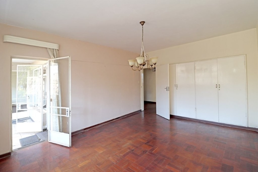 2 Bedroom Property for Sale in Cyrildene Gauteng