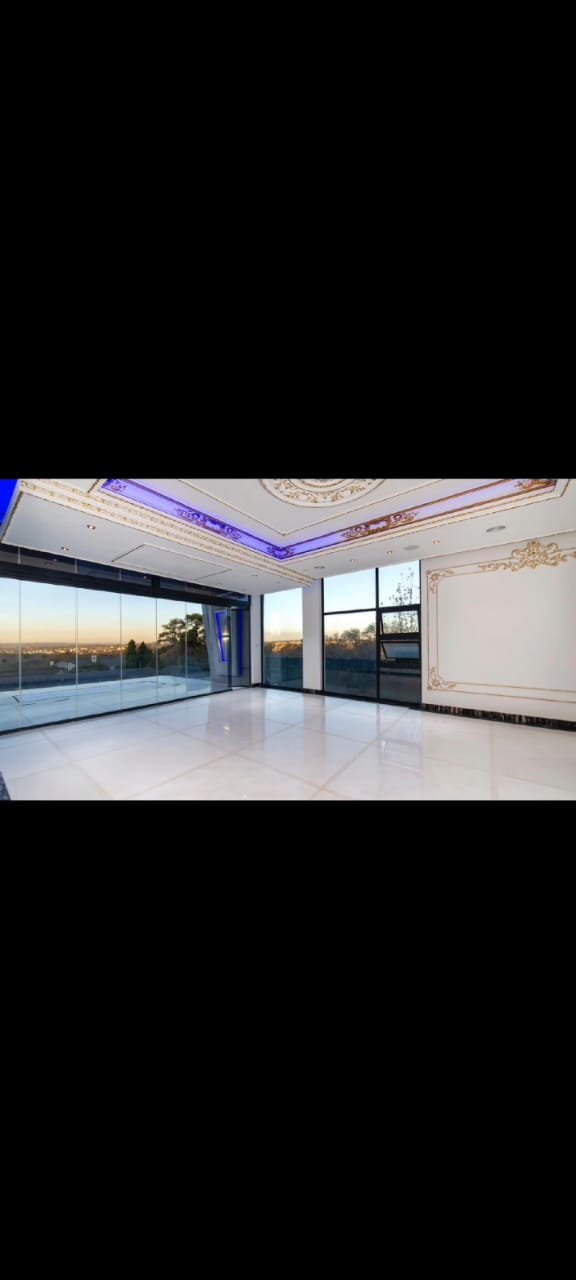 9 Bedroom Property for Sale in Bryanston Gauteng