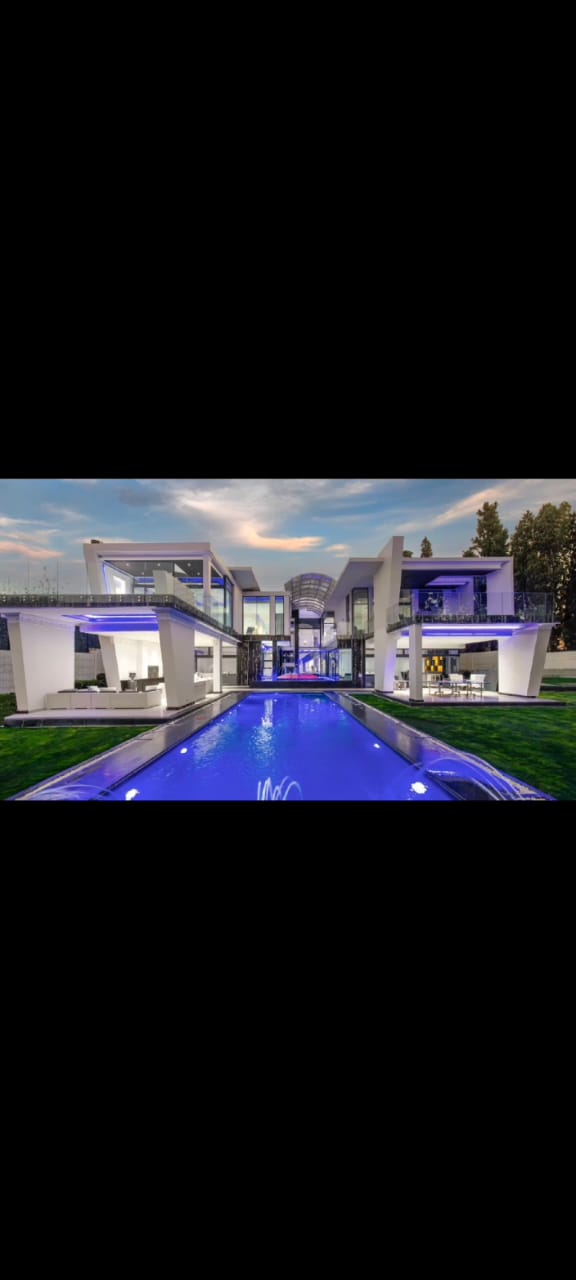 9 Bedroom Property for Sale in Bryanston Gauteng