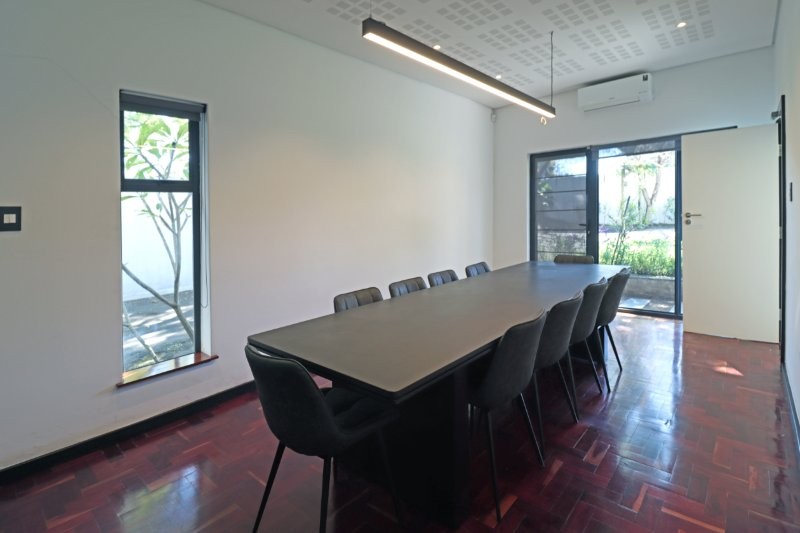 To Let Commercial Property for Rent in Parkmore Gauteng