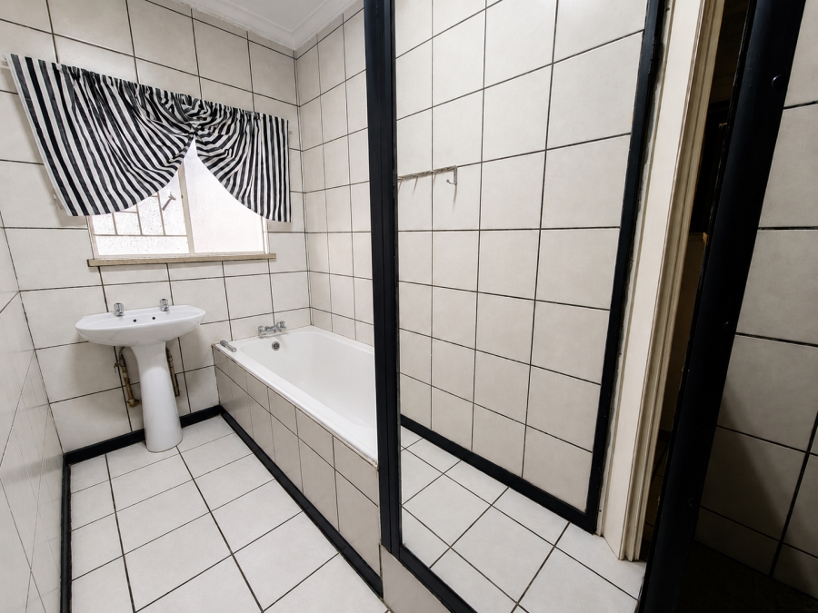 3 Bedroom Property for Sale in Meyerton Central Gauteng