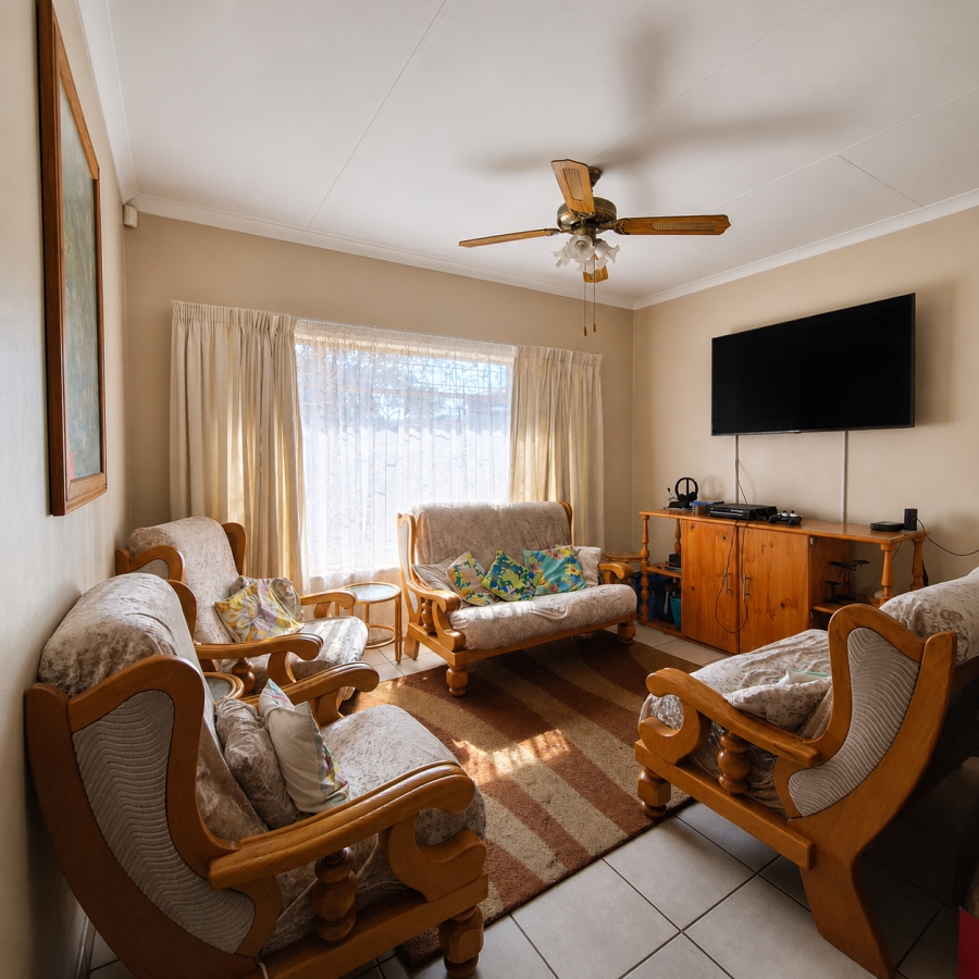 4 Bedroom Property for Sale in Rensburg Gauteng