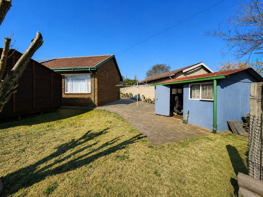 4 Bedroom Property for Sale in Rensburg Gauteng