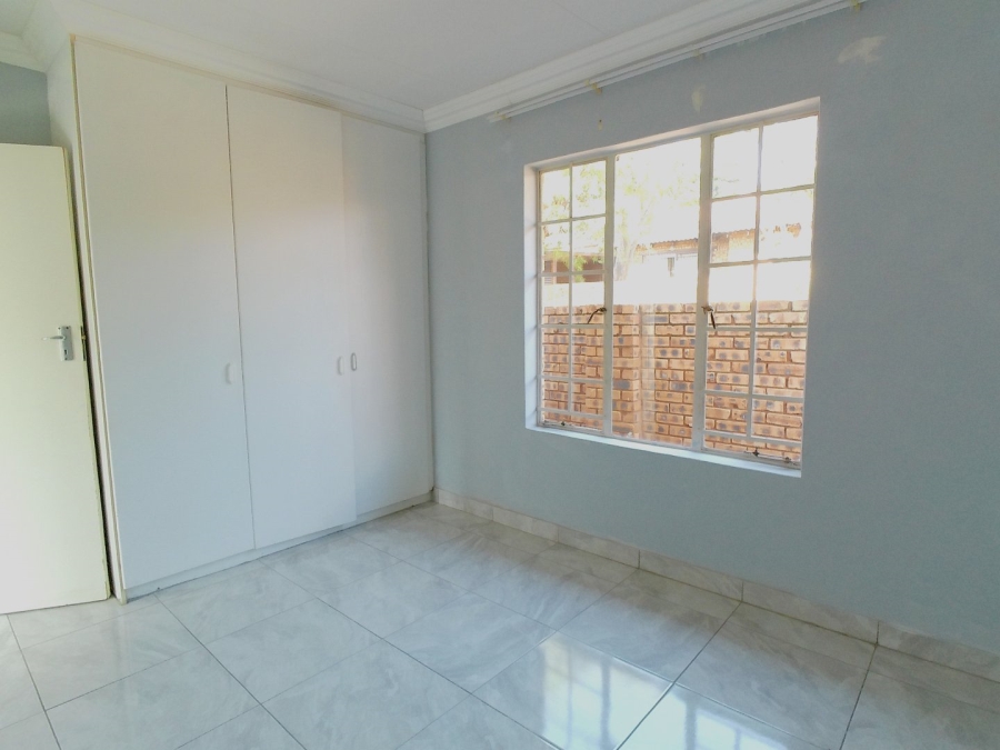 2 Bedroom Property for Sale in Amandasig Gauteng