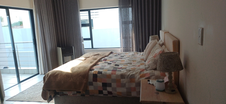 4 Bedroom Property for Sale in Northcliff Gauteng