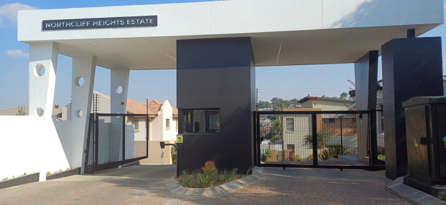 4 Bedroom Property for Sale in Northcliff Gauteng
