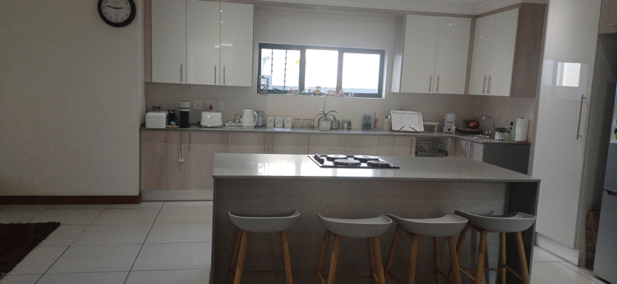 4 Bedroom Property for Sale in Northcliff Gauteng