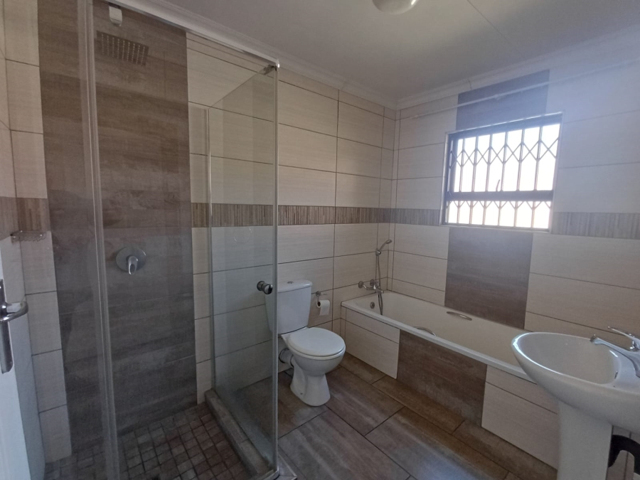 3 Bedroom Property for Sale in Vanderbijlpark Sw 2 Gauteng