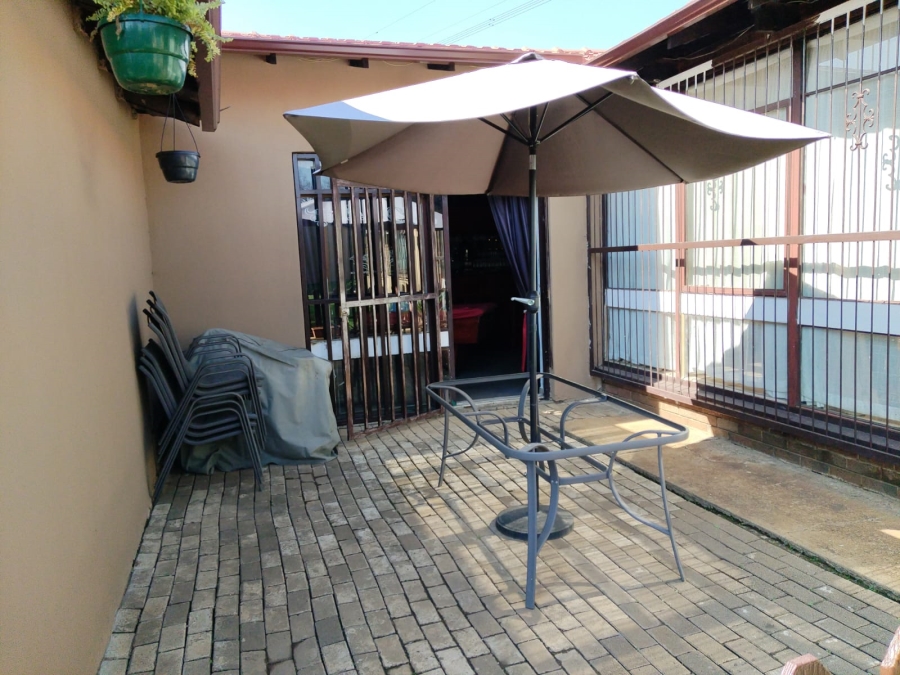 3 Bedroom Property for Sale in Birch Acres Gauteng
